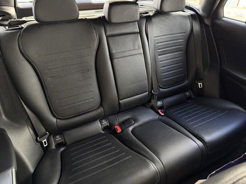New 2025 Mercedes-Benz GLC 350e 4MATIC image 15