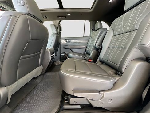 New 2026 Buick Enclave Avenir w/ Super Cruise Package image 17