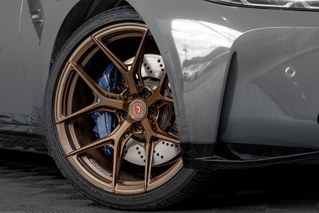 Used 2023 BMW M3 w/ M Carbon Exterior Package RWD image 4