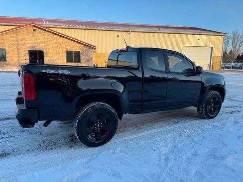 Used 2021 Chevrolet Colorado LT w/ Redline Special Edition image 3