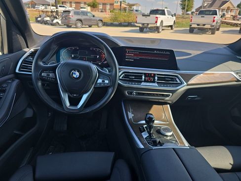 Used 2022 BMW X5 xDrive40i w/ Premium Package image 24