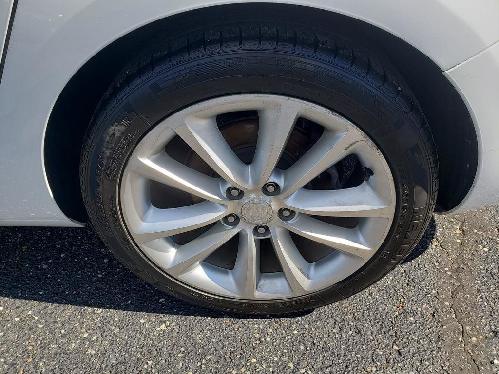 Used 2012 Buick Verano Leather FWD image 7
