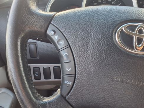 Used 2011 Toyota Tacoma PreRunner w/ SR5 Pkg #2 image 14