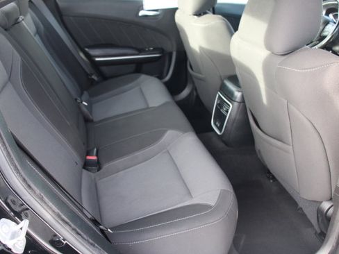 Used 2022 Dodge Charger SXT image 17
