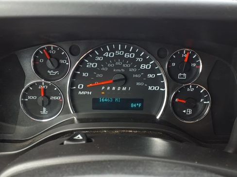 Used 2019 Chevrolet Express 3500 w/ Power Convenience Package RWD image 26