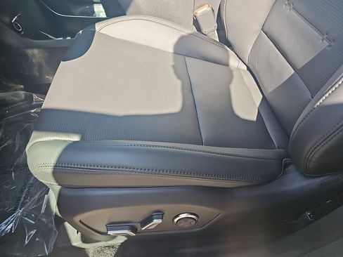 New 2026 Hyundai Santa Fe Limited FWD image 30