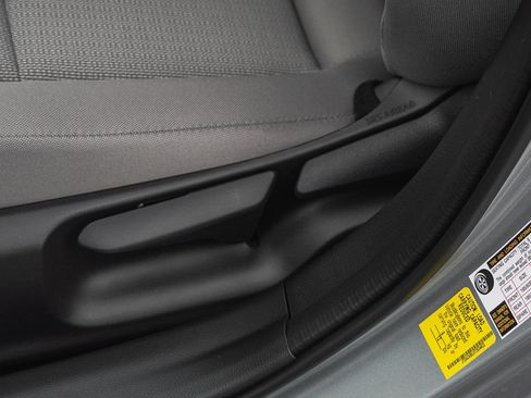 New 2026 Toyota Prius LE image 17