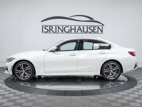 Used 2019 BMW 330i xDrive Sedan w/ Premium Package AWD/4WD image 8
