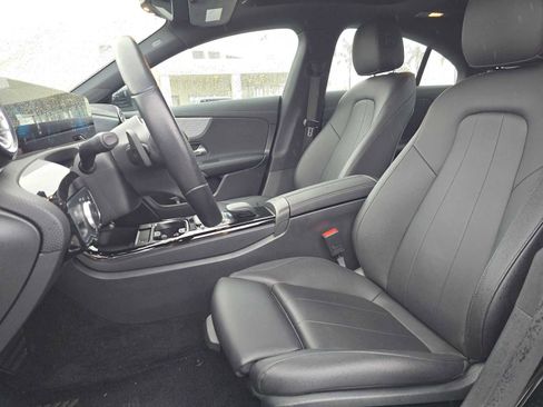 Used 2021 Mercedes-Benz CLA 250 image 22