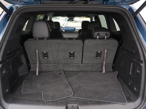 Used 2025 Buick Enclave Preferred image 26