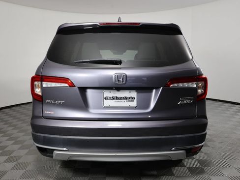 Used 2021 Honda Pilot Touring image 3