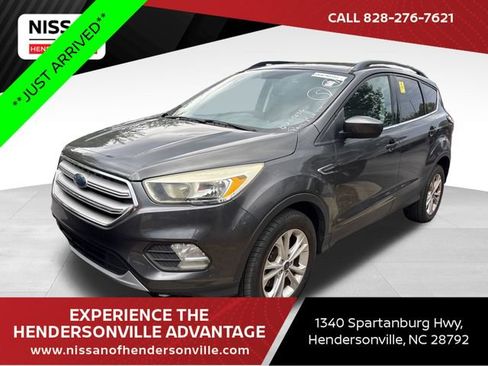 Used 2018 Ford Escape SE AWD/4WD image 1