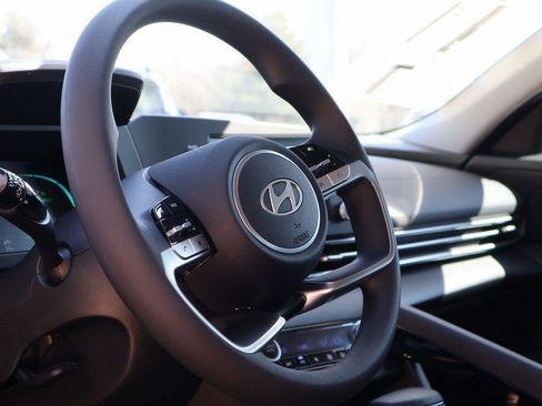 New 2026 Hyundai Elantra Blue image 25