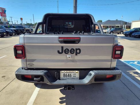 Used 2020 Jeep Gladiator Sport w/ Quick Order Package 24S AWD/4WD image 5