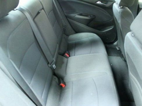 Used 2018 Chevrolet Cruze LT image 10