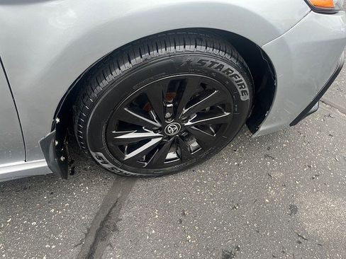 Used 2021 Toyota Camry SE image 24