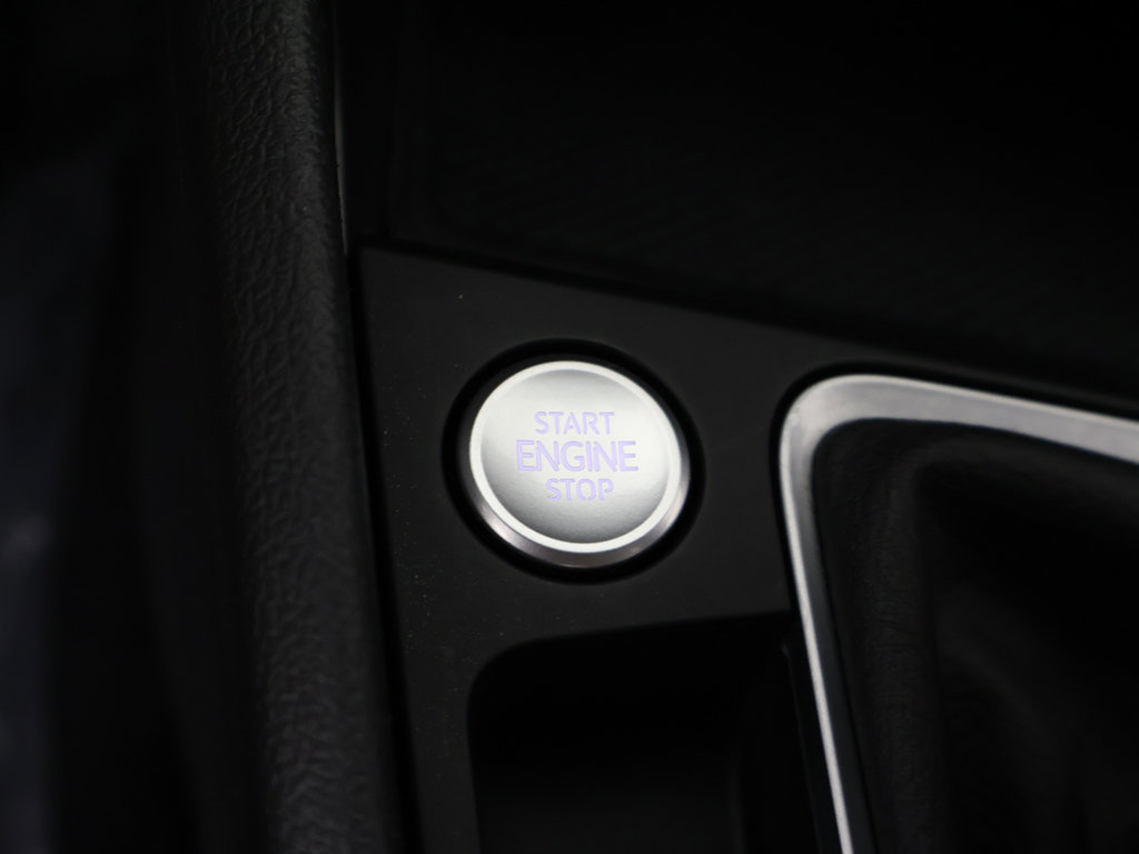 Used 2023 Volkswagen Jetta SE FWD image 37