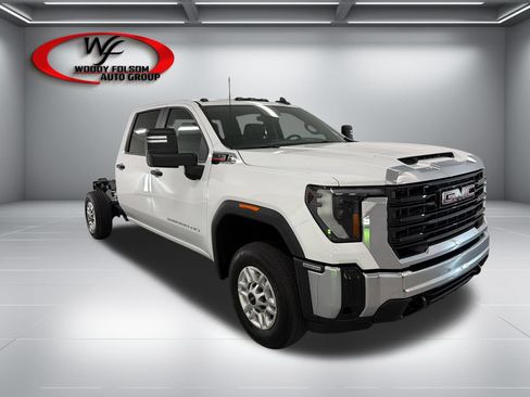 New 2026 GMC Sierra 2500 Pro w/ Convenience Package AWD/4WD image 3