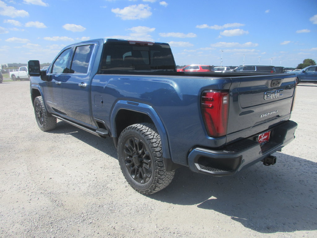 New 2026 GMC Sierra 2500 Denali Ultimate AWD/4WD image 11