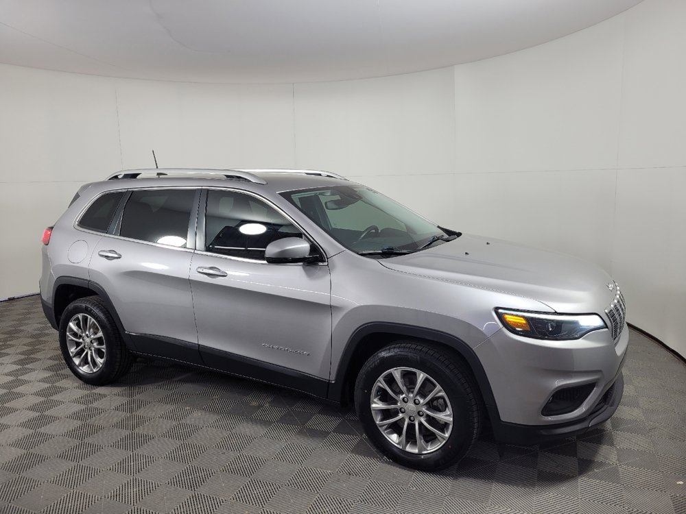 Used 2021 Jeep Cherokee Latitude Plus FWD image 11
