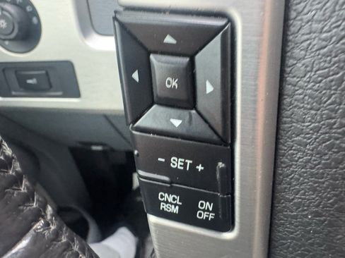 Used 2011 Ford F150 Platinum image 17