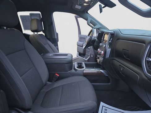 Used 2020 GMC Sierra 1500 Elevation w/ Elevation Value Package image 17