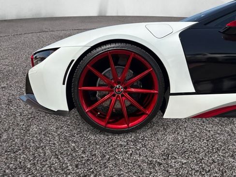 Used 2019 BMW i8 Roadster image 6