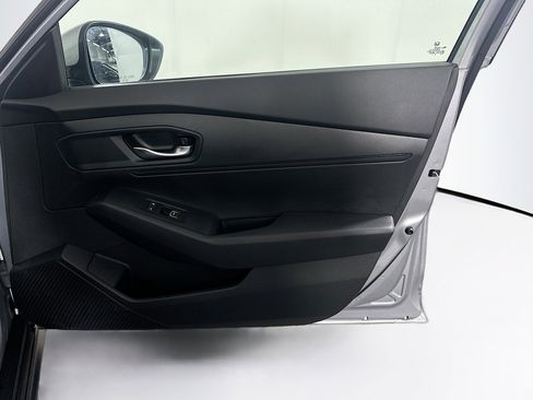 Used 2025 Honda Accord LX image 29