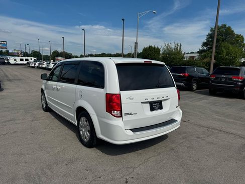 Used 2017 Dodge Grand Caravan SE w/ Power Window Group FWD image 5
