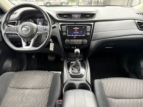 Used 2018 Nissan Rogue S w/ S Value Package AWD/4WD image 11