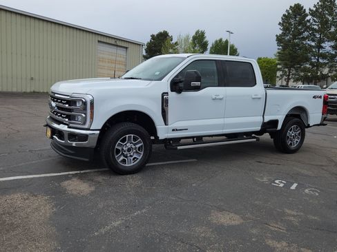 Used 2025 Ford F250 Lariat AWD/4WD image 5
