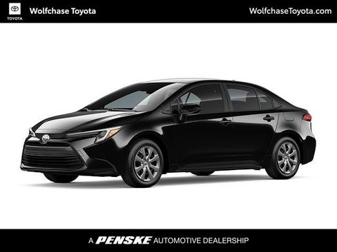Used 2025 Toyota Corolla LE FWD image 1