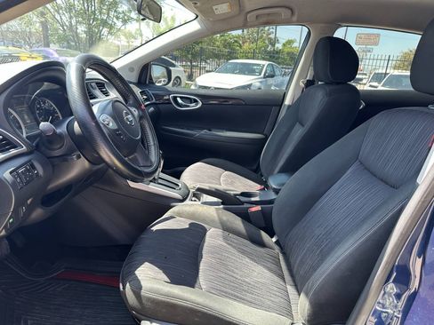Used 2019 Nissan Sentra SV FWD image 11