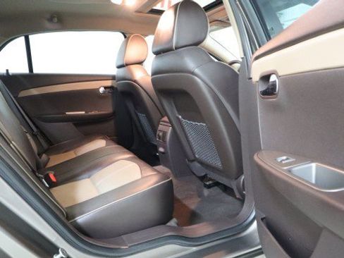 Used 2010 Chevrolet Malibu LTZ w/ HFV6 Engine Package image 11