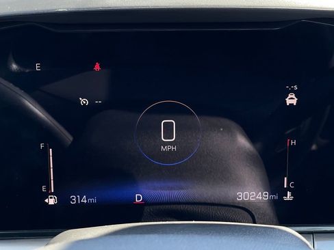 Used 2024 Chevrolet Trax LT image 26