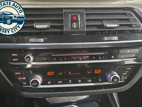 Used 2019 BMW X3 xDrive30i w/ Driving Assistance Package AWD/4WD image 17