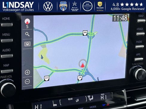 Used 2021 Toyota Sienna Platinum image 17