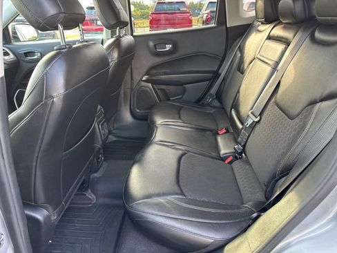 Used 2018 Jeep Compass Latitude w/ Popular Equipment Group image 19