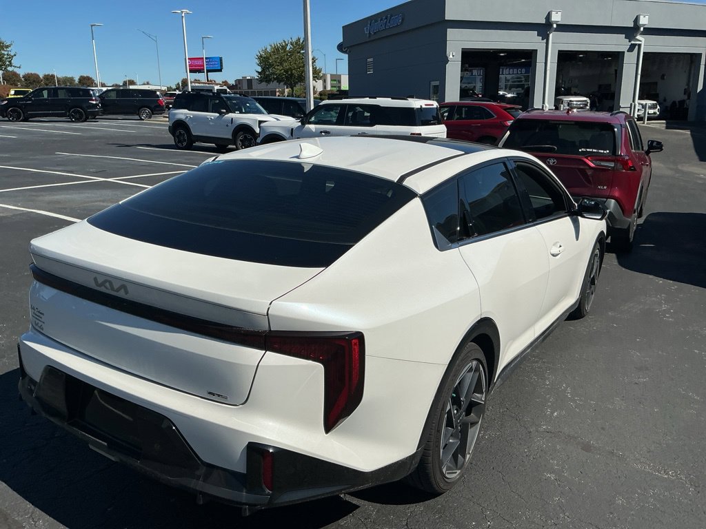 Used 2025 Kia K4 GT-Line w/ GT-Line Premium Package FWD image 12