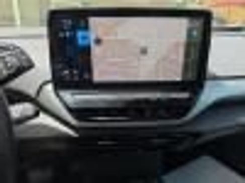 Used 2023 Volkswagen ID.4 Pro S AWD/4WD image 5