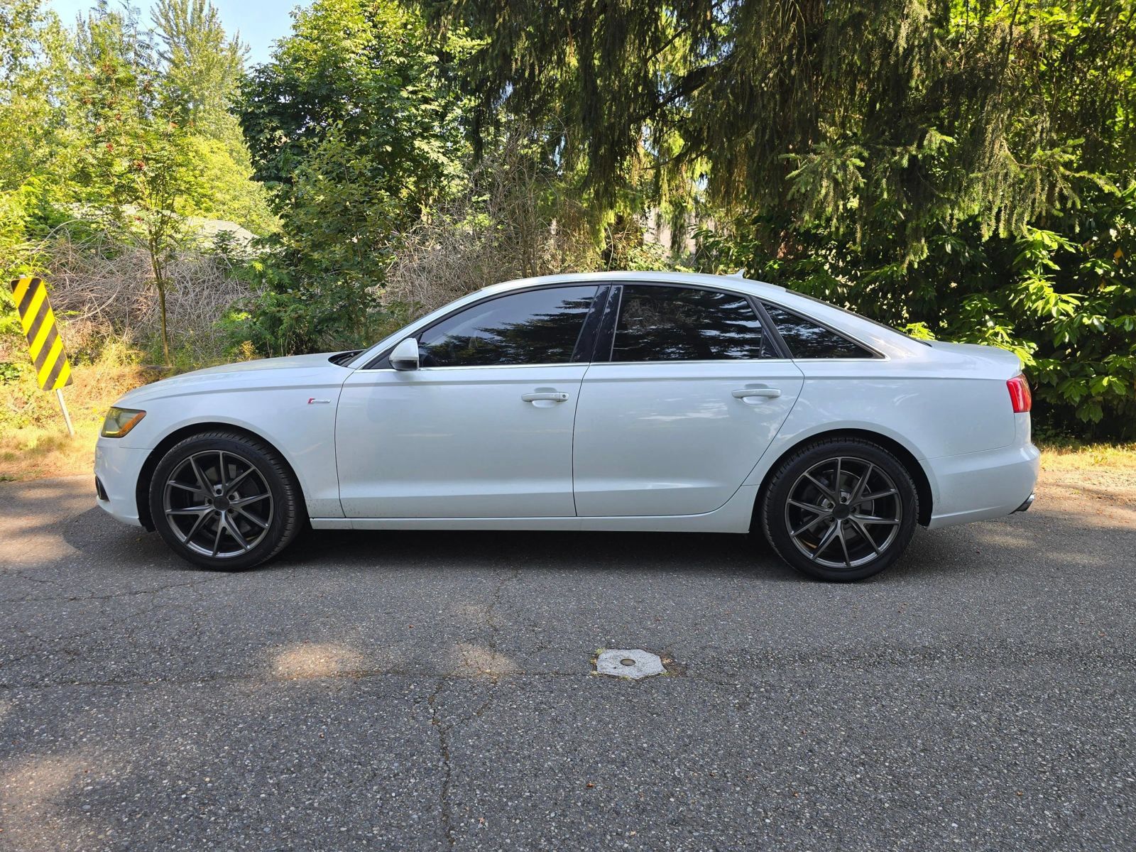 Used 2014 Audi A6 3.0T Premium Plus w/ Driver Assistance Package AWD/4WD image 2