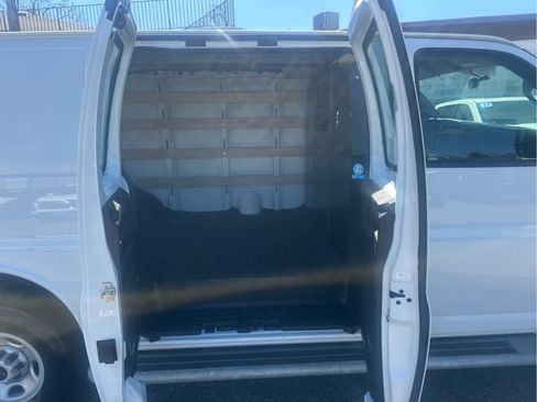 Used 2024 Chevrolet Express 2500 w/ Driver Convenience Package image 11
