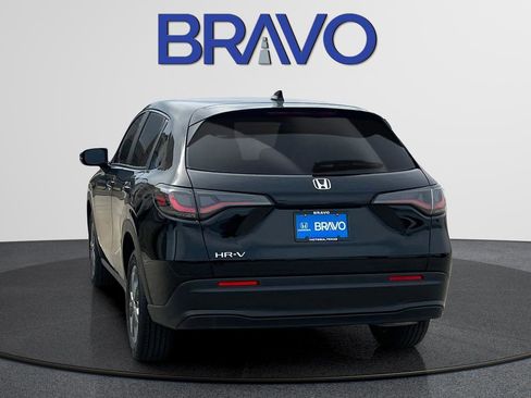 New 2026 Honda HR-V LX image 8