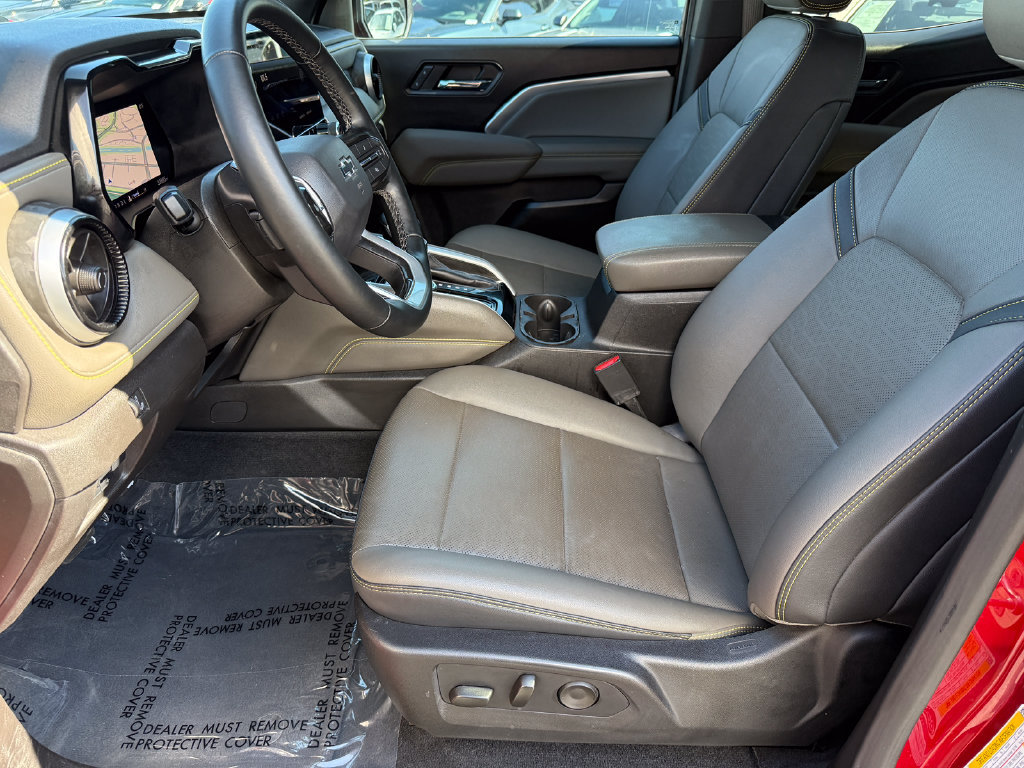 Used 2024 Chevrolet Colorado ZR2 w/ ZR2 Convenience Package III AWD/4WD image 22
