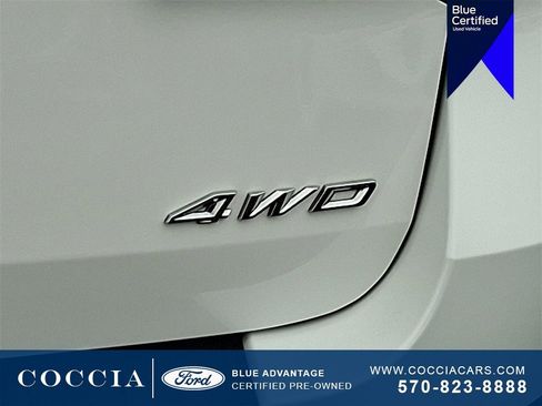 Certified 2022 Ford Explorer XLT w/ Equipment Group 202A image 32