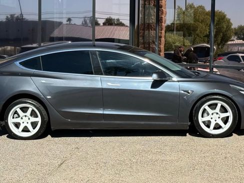 Used 2019 Tesla Model 3 Long Range image 14