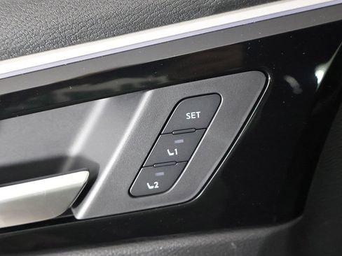 Used 2025 Mitsubishi Outlander SEL AWD/4WD image 48