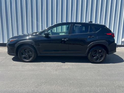 Used 2024 Subaru Crosstrek 2.0i AWD/4WD image 3