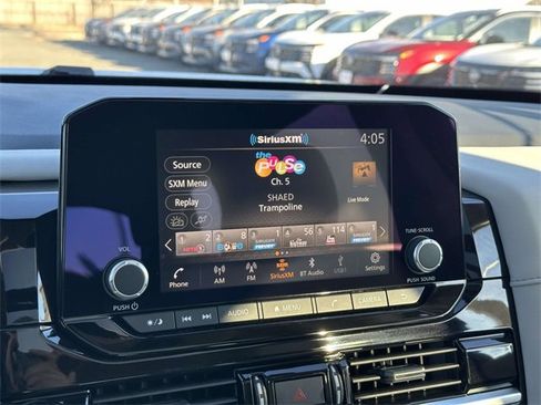 New 2025 Nissan Pathfinder SV w/ SV Premium Package image 20