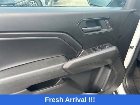 Used 2025 Chevrolet Colorado Trail Boss image 14